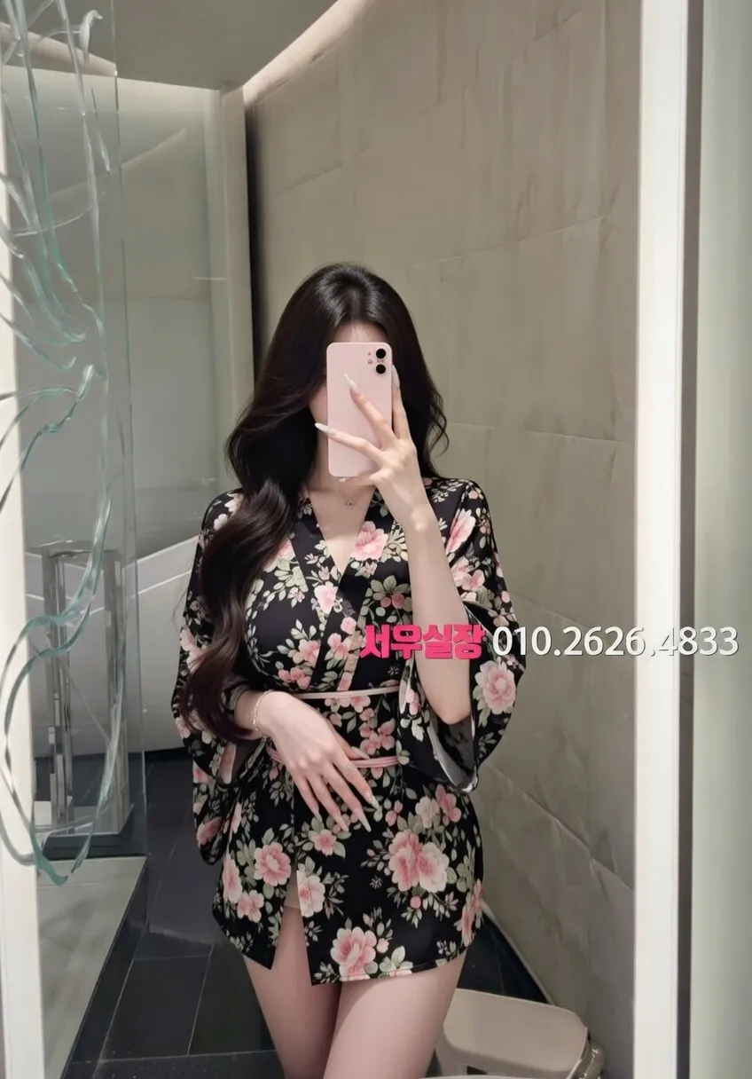 두정동 다국적노래클럽 프리미엄 라인업 20번 프로필