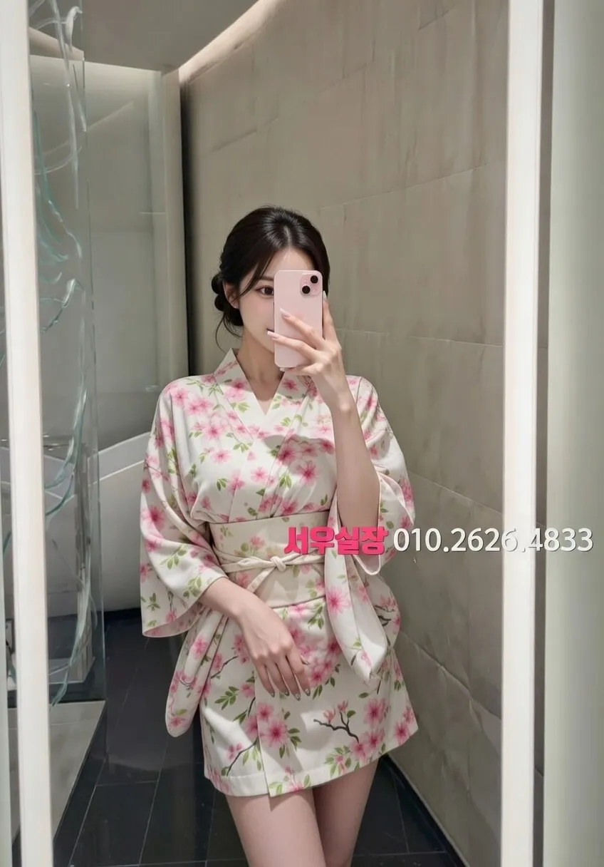 두정동 다국적노래클럽 프리미엄 라인업 16번 프로필